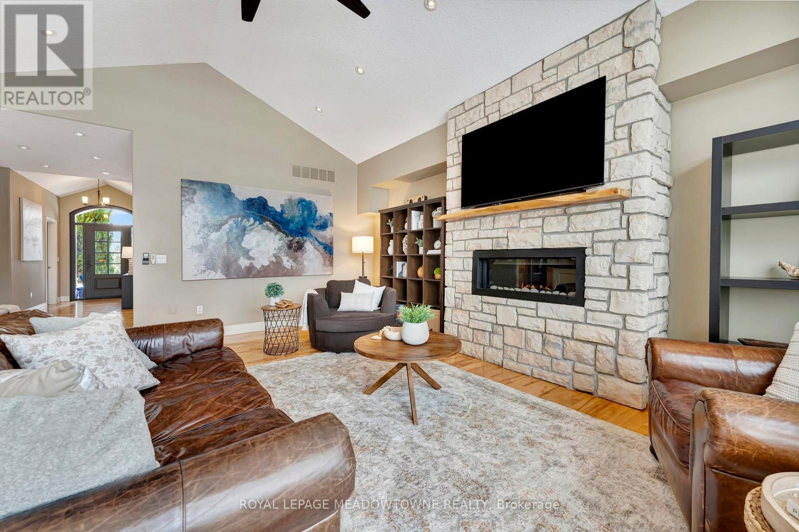 128 Carlisle Road, Hamilton, Ontario  L8B 0Z8 - Photo 8 - X12216162