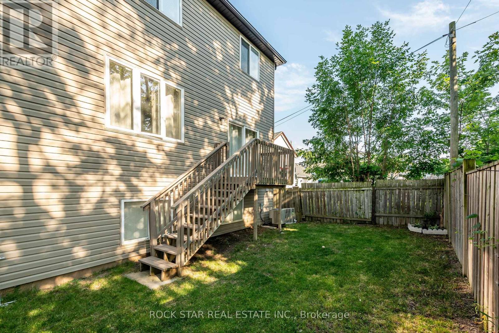 81 Wellington Street N, Thorold, Ontario  L2V 2E8 - Photo 33 - X12216341