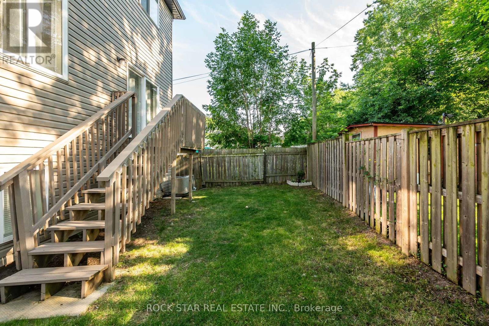 81 Wellington Street N, Thorold, Ontario  L2V 2E8 - Photo 34 - X12216341