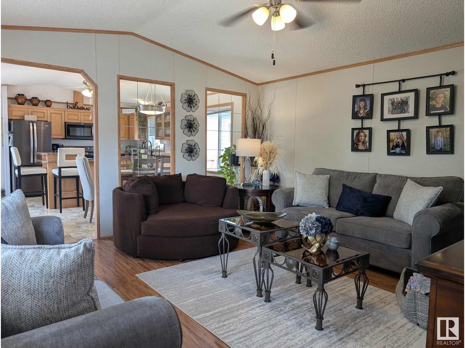Property at 109 JUTLAND CR image 4