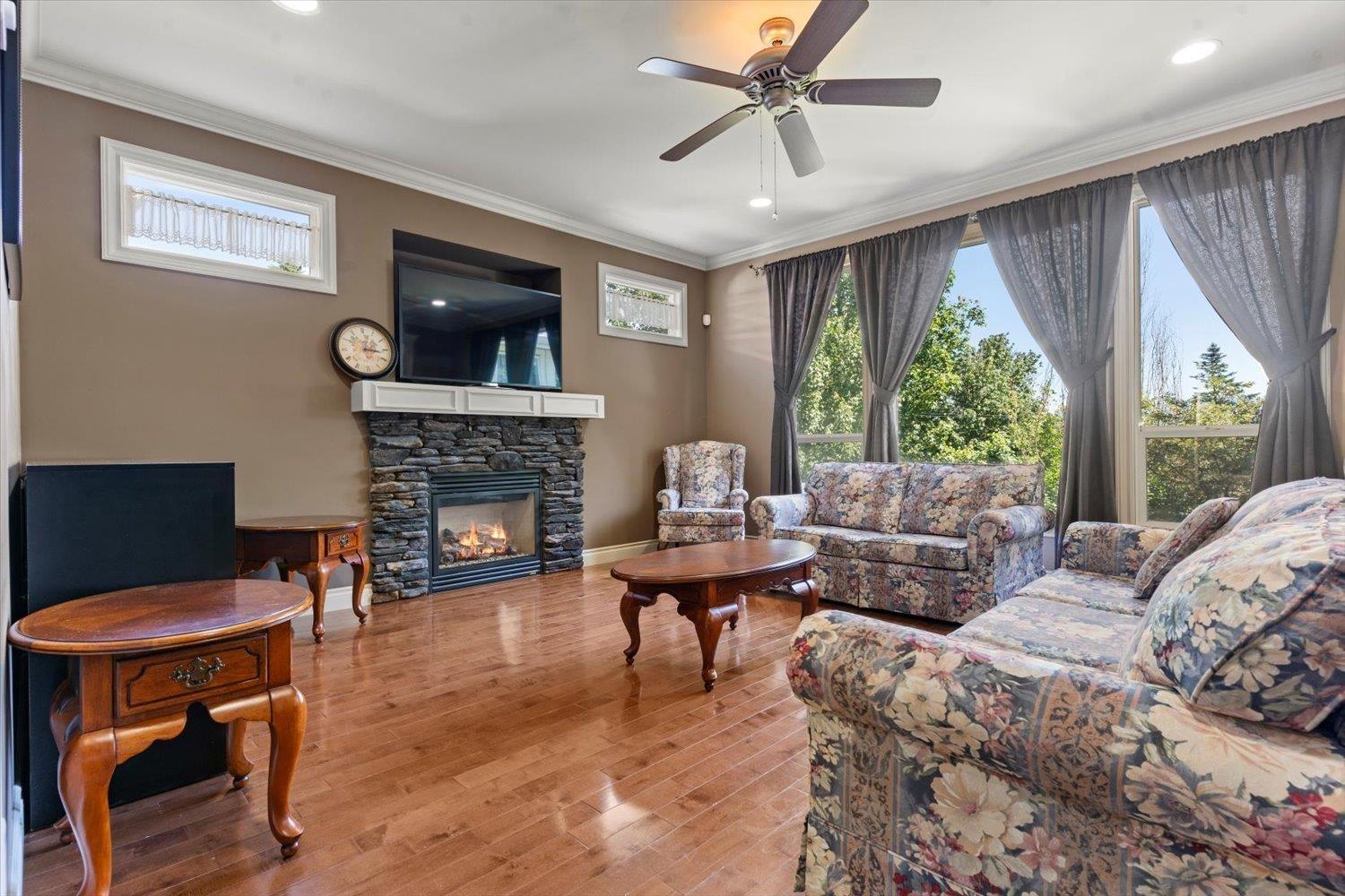 36472 Cardiff Place, Abbotsford, British Columbia  V3G 3G4 - Photo 4 - R3014846