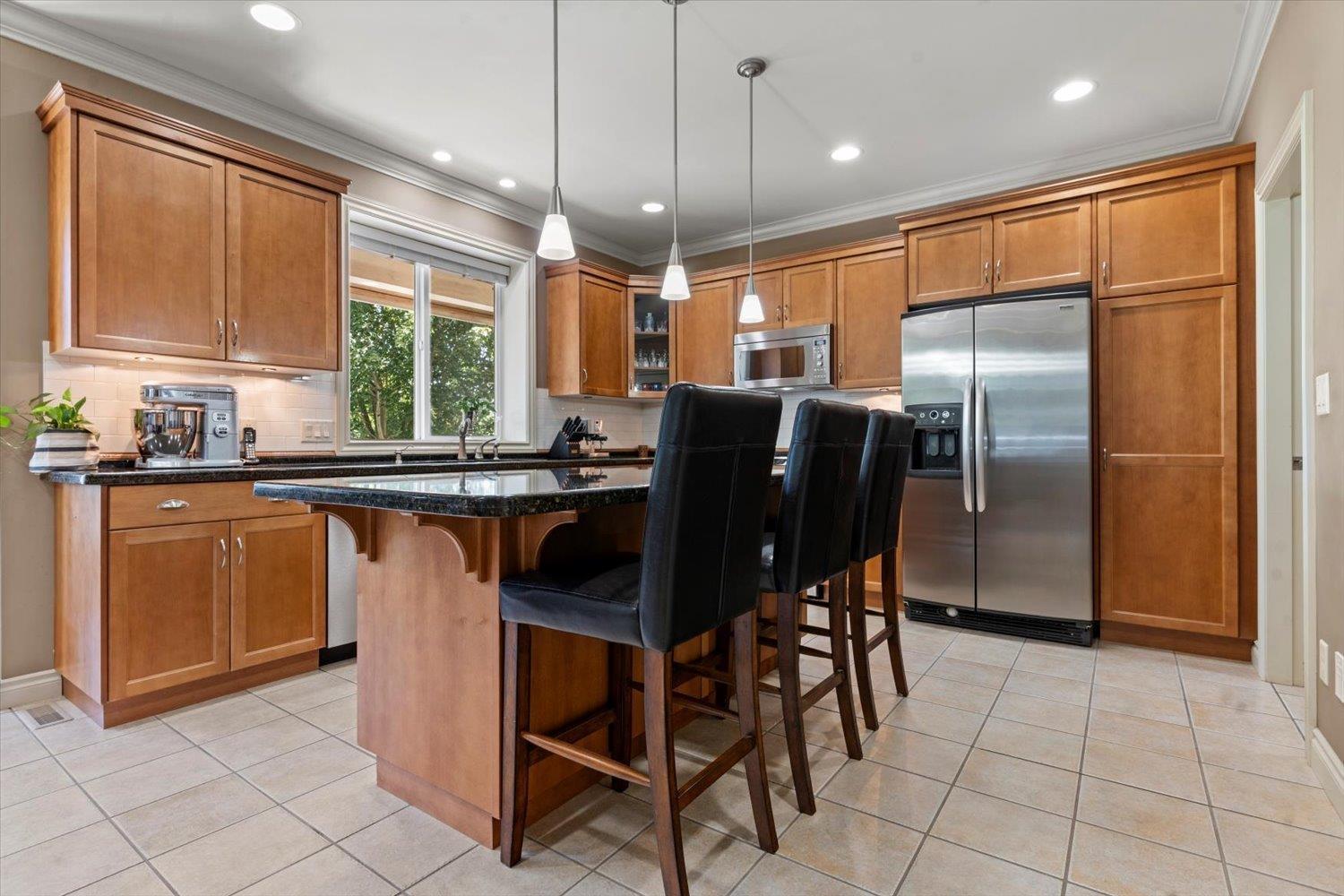 36472 Cardiff Place, Abbotsford, British Columbia  V3G 3G4 - Photo 6 - R3014846