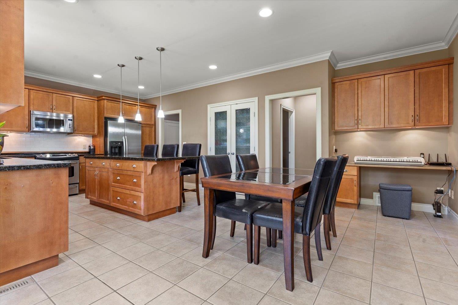 36472 Cardiff Place, Abbotsford, British Columbia  V3G 3G4 - Photo 10 - R3014846