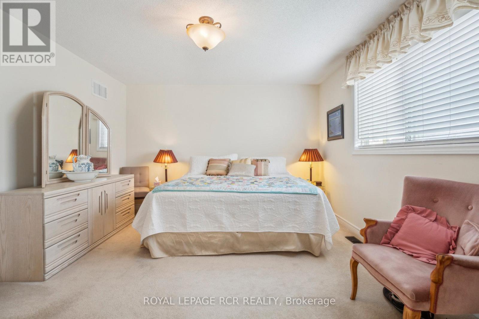 257 Berry Street, Shelburne, Ontario  L9V 3E1 - Photo 25 - X12216470