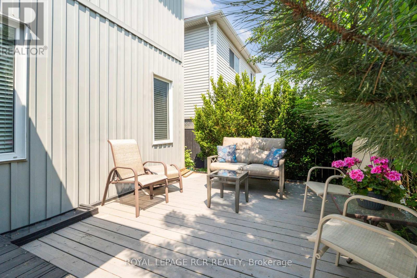 257 Berry Street, Shelburne, Ontario  L9V 3E1 - Photo 37 - X12216470