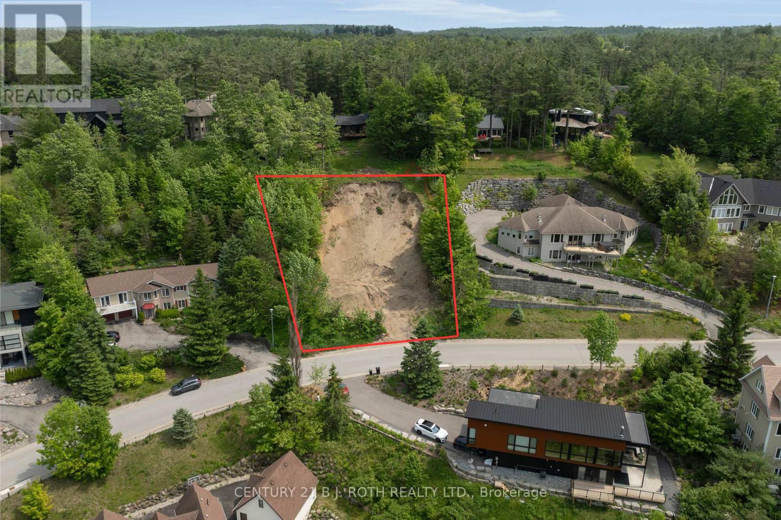 12 Valleycrest Drive, Oro-Medonte (Horseshoe Valley), Ontario  L0L 2L0 - Photo 2 - S12086762