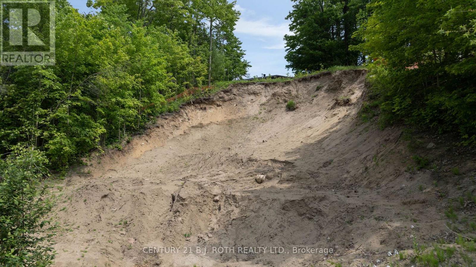 12 Valleycrest Drive, Oro-Medonte (Horseshoe Valley), Ontario  L0L 2L0 - Photo 16 - S12086762