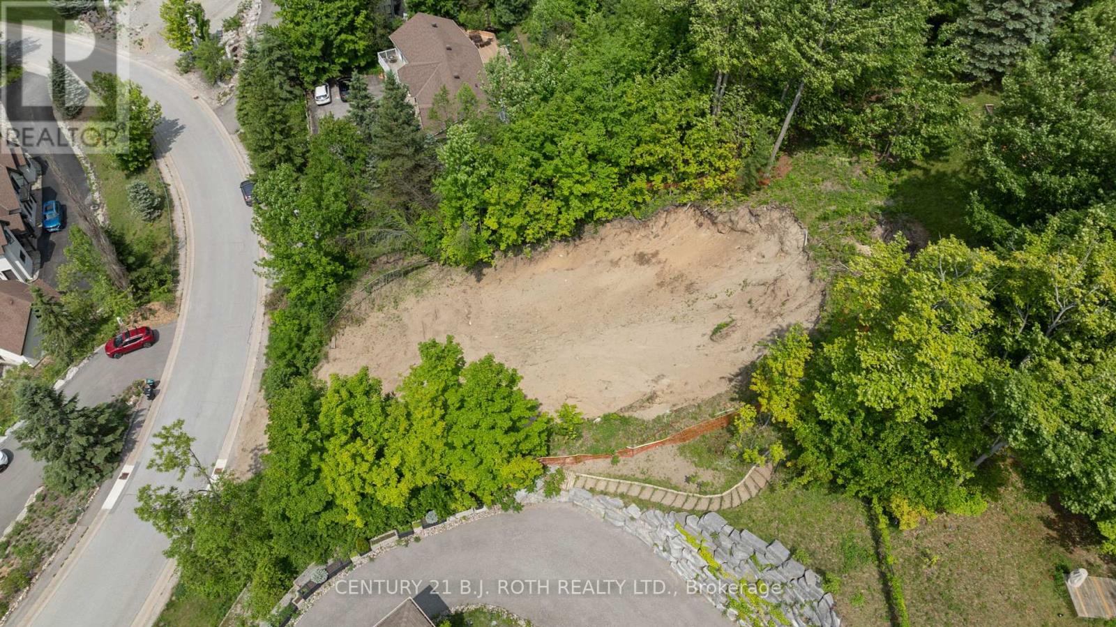 12 Valleycrest Drive, Oro-Medonte (Horseshoe Valley), Ontario  L0L 2L0 - Photo 11 - S12086762