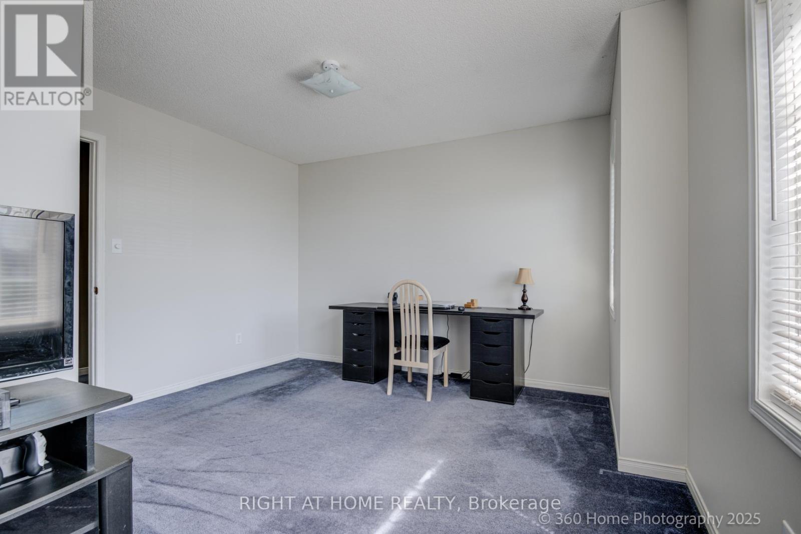 1019 Zimmerman Crescent, Milton (Be Beaty), Ontario  L9T 5S6 - Photo 23 - W12215202
