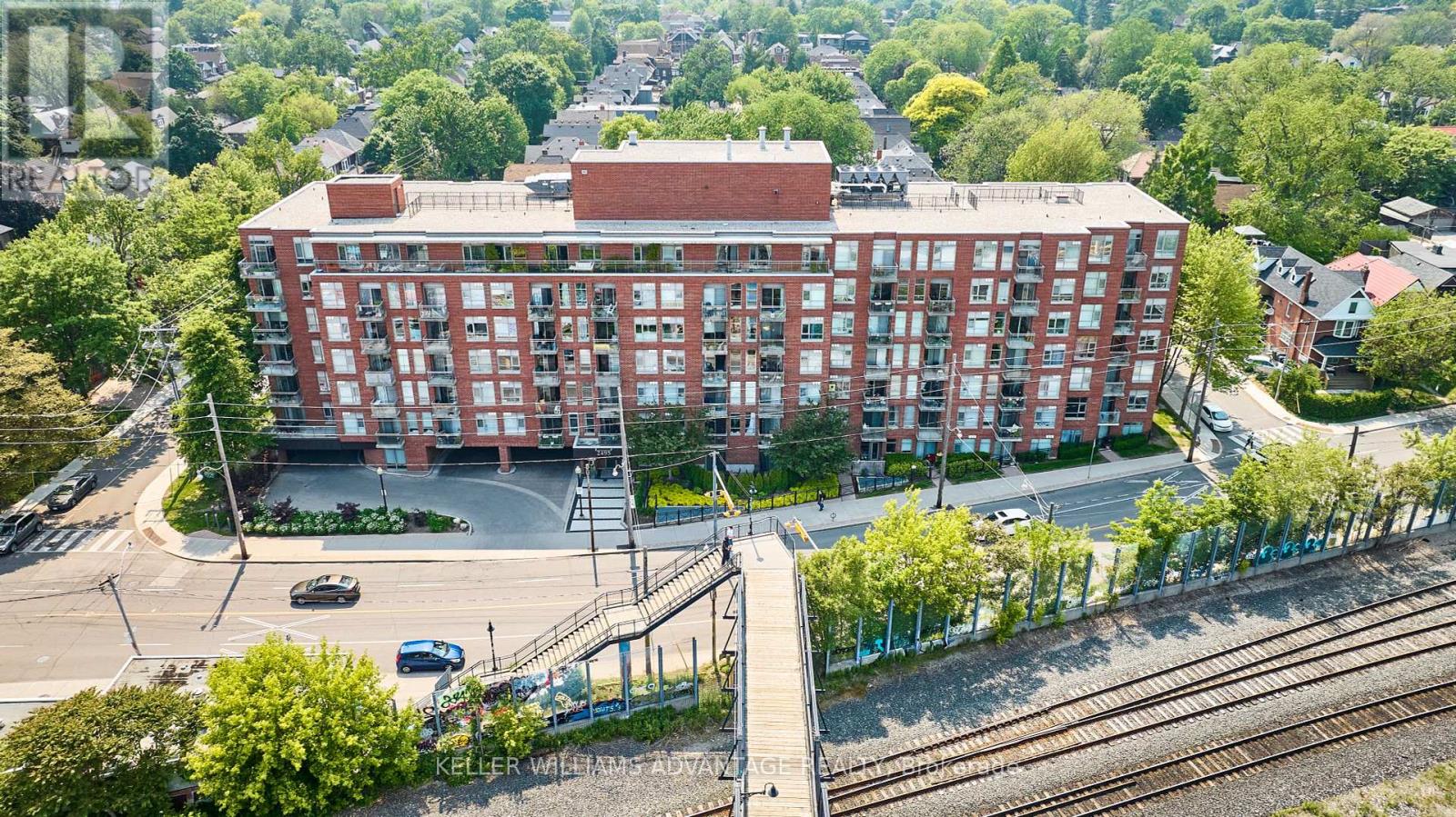 716 - 2495 Dundas Street W, Toronto (High Park North), Ontario  M6P 1C3 - Photo 32 - W12216286