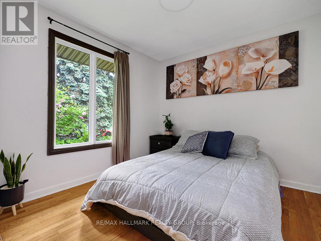 31 Hilliard Avenue, Ottawa, Ontario  K2E 6B9 - Photo 25 - X12216693