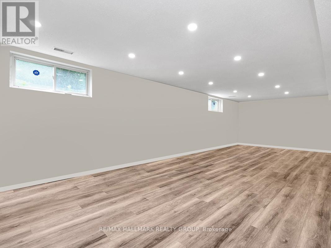 31 Hilliard Avenue, Ottawa, Ontario  K2E 6B9 - Photo 31 - X12216693