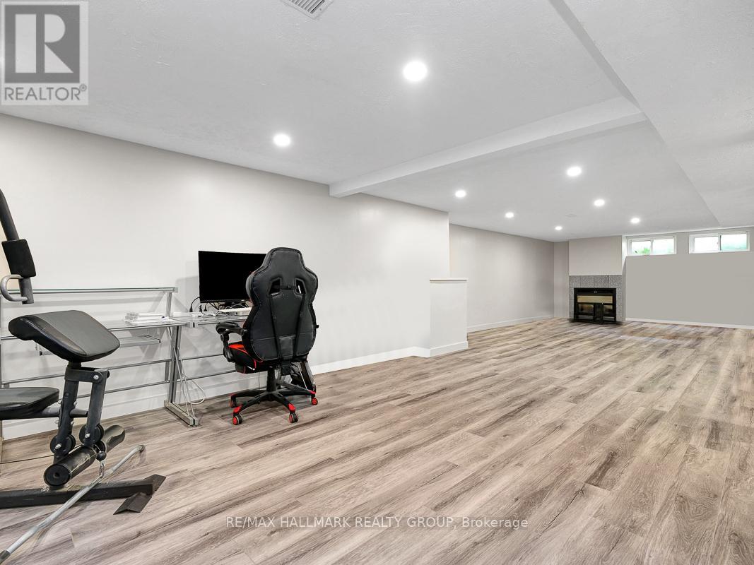31 Hilliard Avenue, Ottawa, Ontario  K2E 6B9 - Photo 32 - X12216693