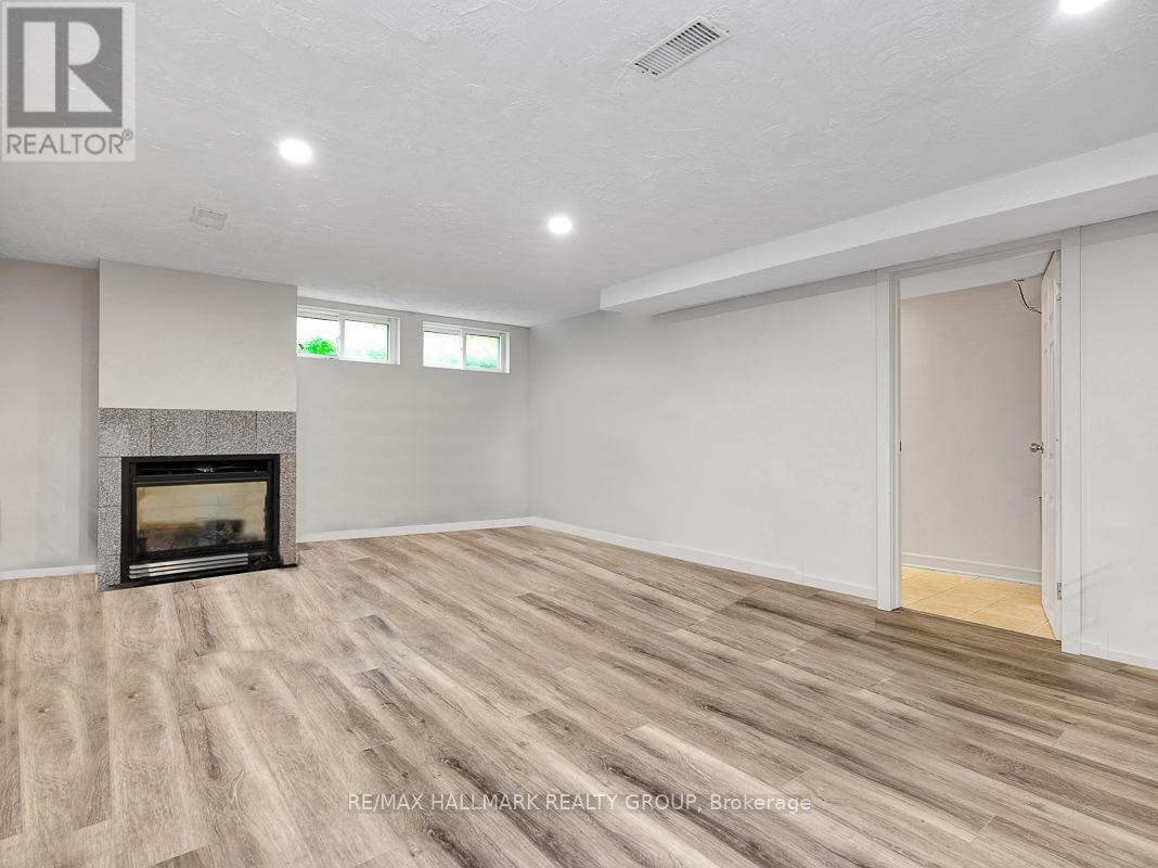 31 Hilliard Avenue, Ottawa, Ontario  K2E 6B9 - Photo 34 - X12216693