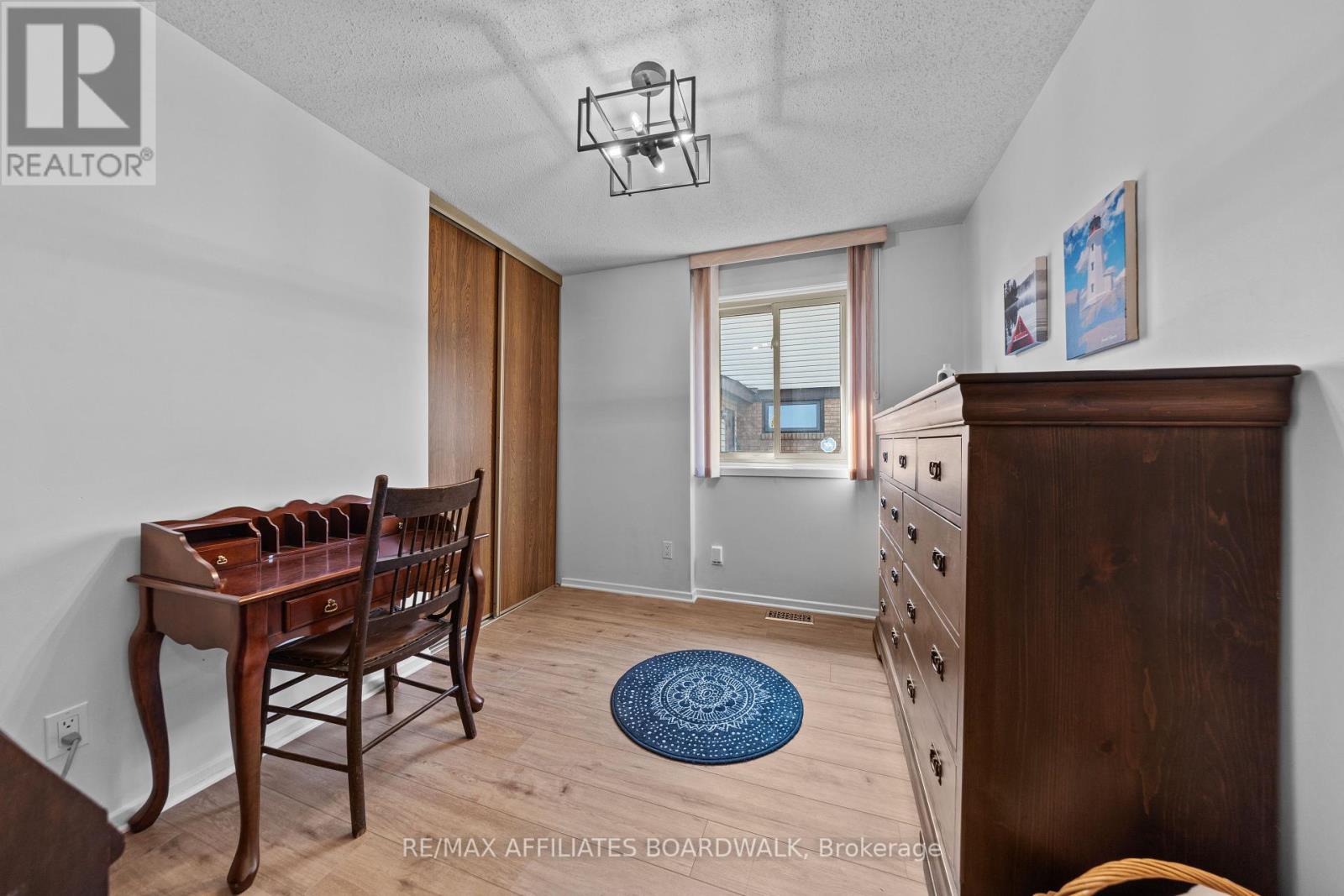 2 Liveoak Crescent, Ottawa, Ontario  K2J 1R6 - Photo 29 - X12216733