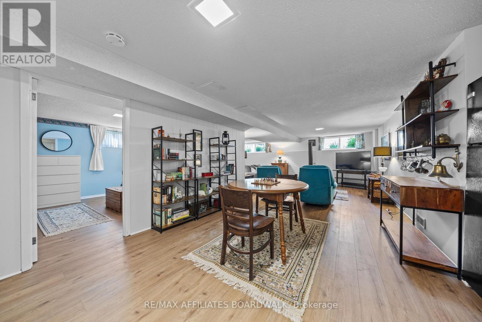 2 Liveoak Crescent, Ottawa, Ontario  K2J 1R6 - Photo 32 - X12216733