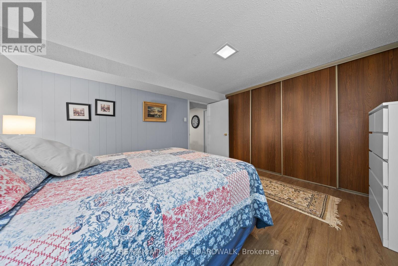 2 Liveoak Crescent, Ottawa, Ontario  K2J 1R6 - Photo 35 - X12216733