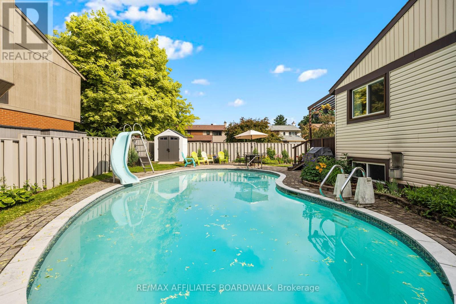 2 Liveoak Crescent, Ottawa, Ontario  K2J 1R6 - Photo 38 - X12216733