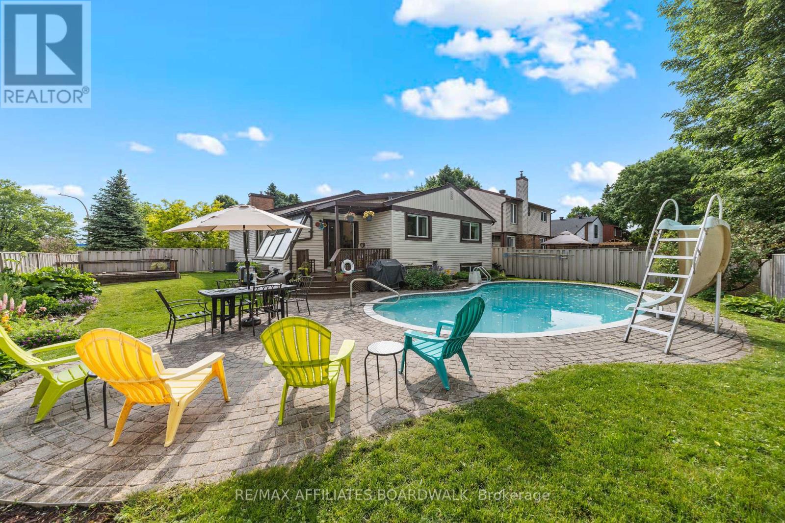 2 Liveoak Crescent, Ottawa, Ontario  K2J 1R6 - Photo 39 - X12216733