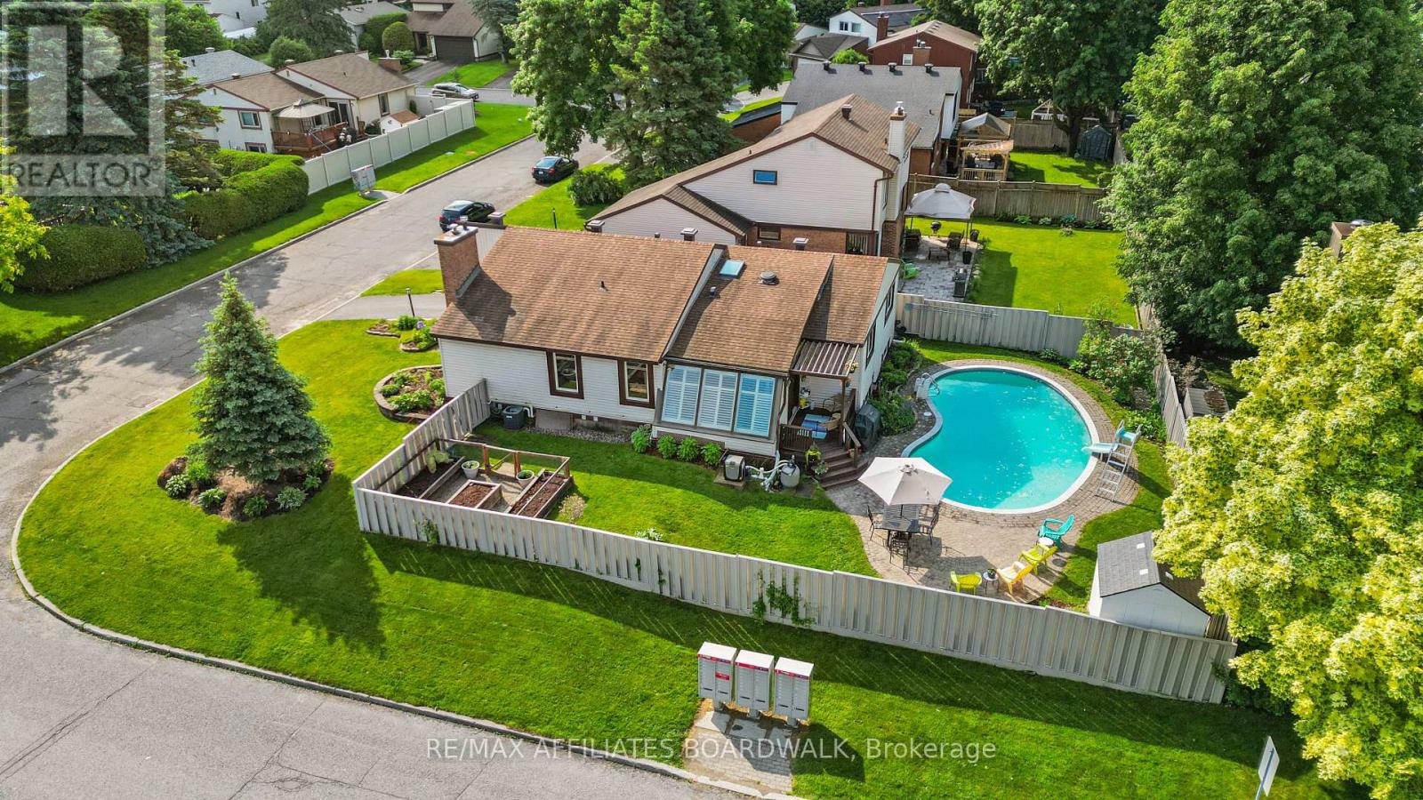 2 Liveoak Crescent, Ottawa, Ontario  K2J 1R6 - Photo 42 - X12216733