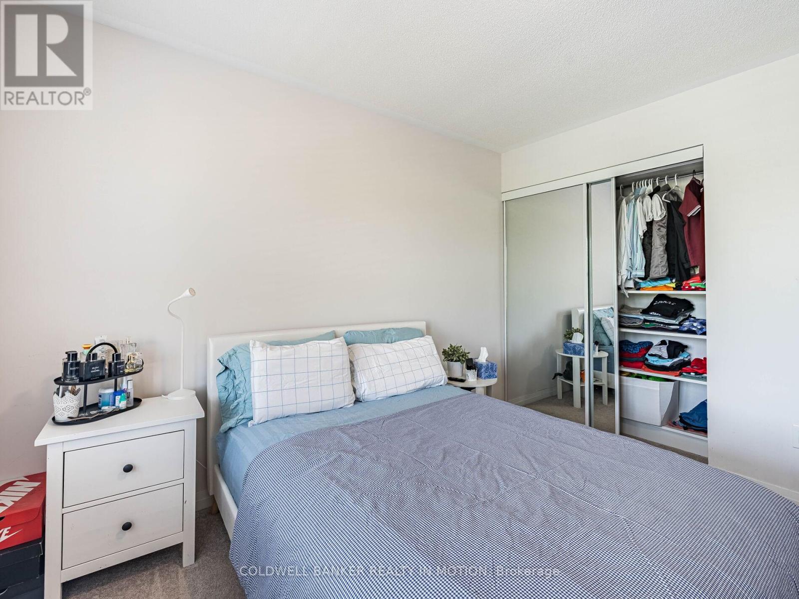 353 Provident Way, Hamilton, Ontario  L0R 1W0 - Photo 21 - X12216266