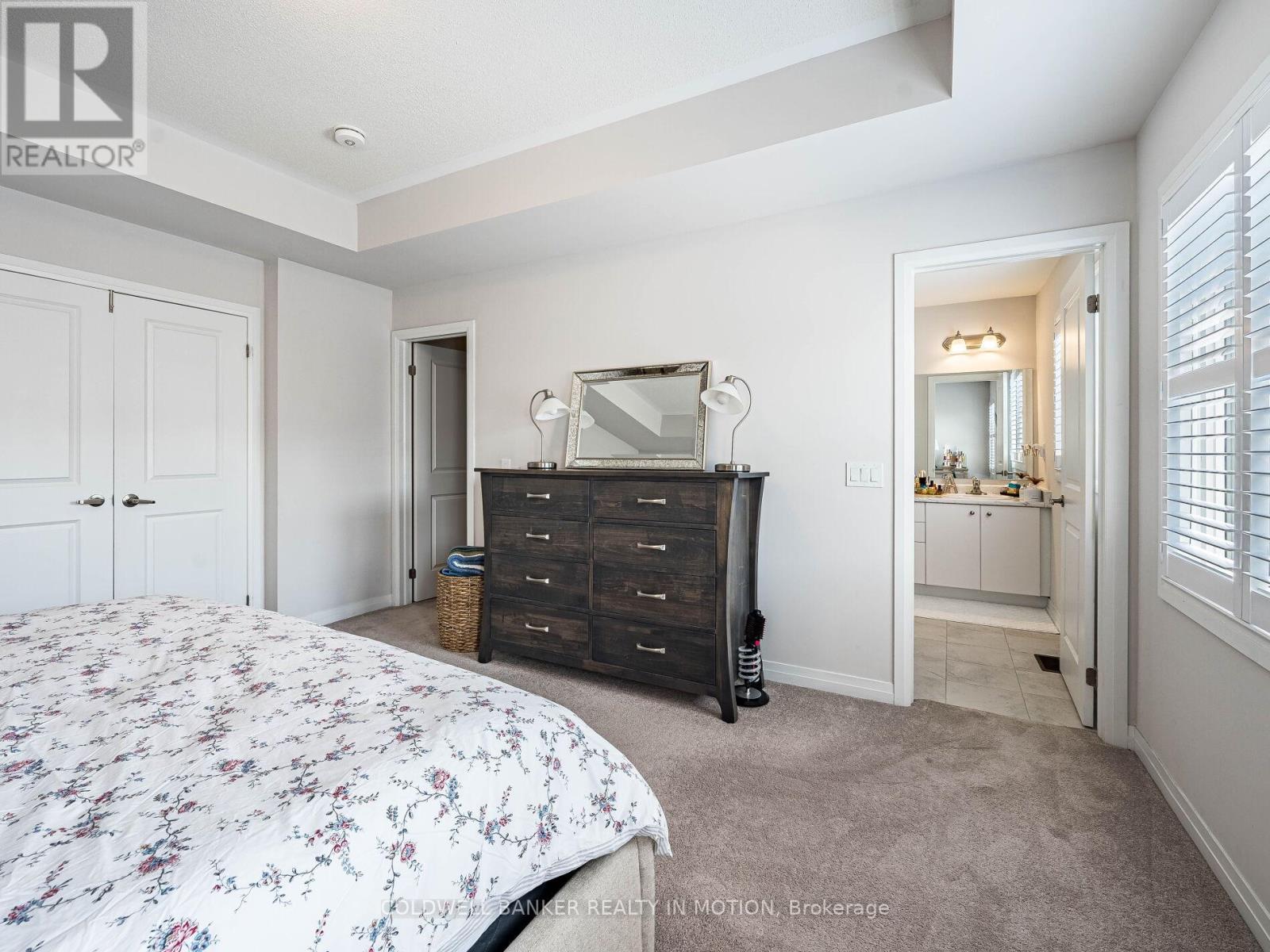 353 Provident Way, Hamilton, Ontario  L0R 1W0 - Photo 17 - X12216266