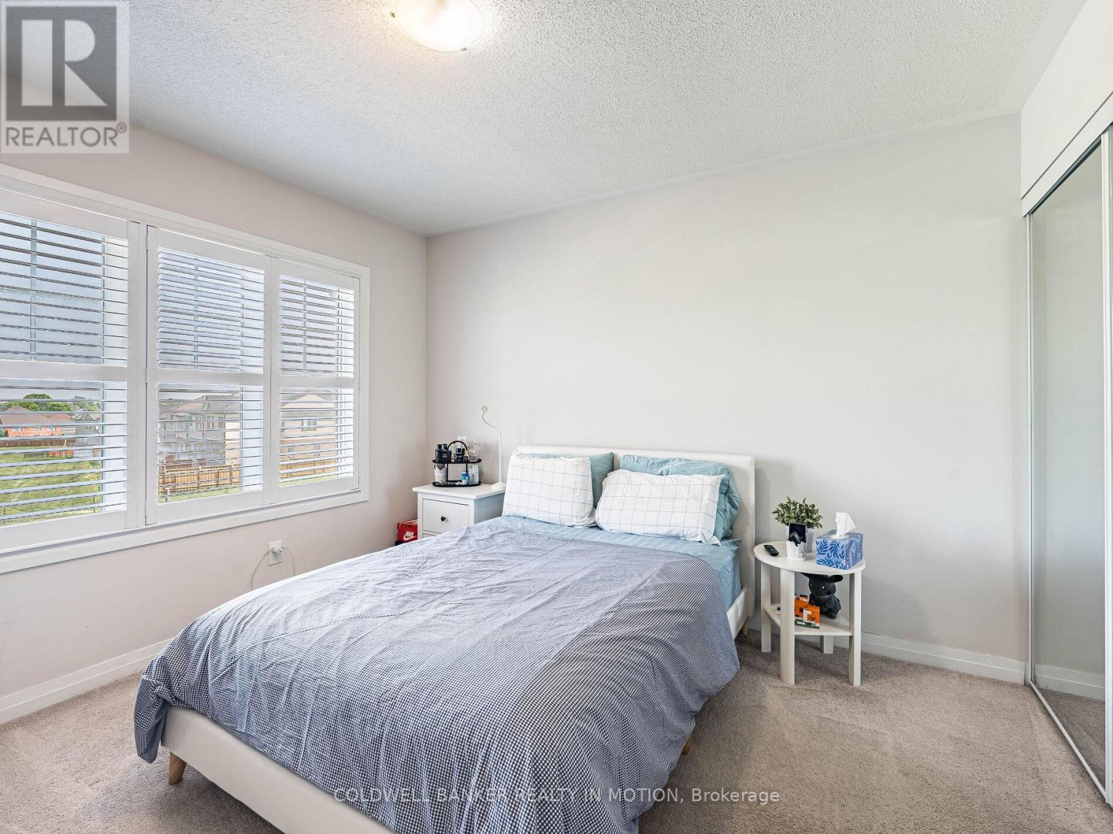 353 Provident Way, Hamilton, Ontario  L0R 1W0 - Photo 22 - X12216266