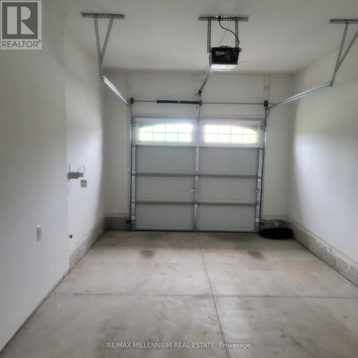 1432 Marina Drive, Fort Erie, Ontario  L2A 0C7 - Photo 3 - X12216507