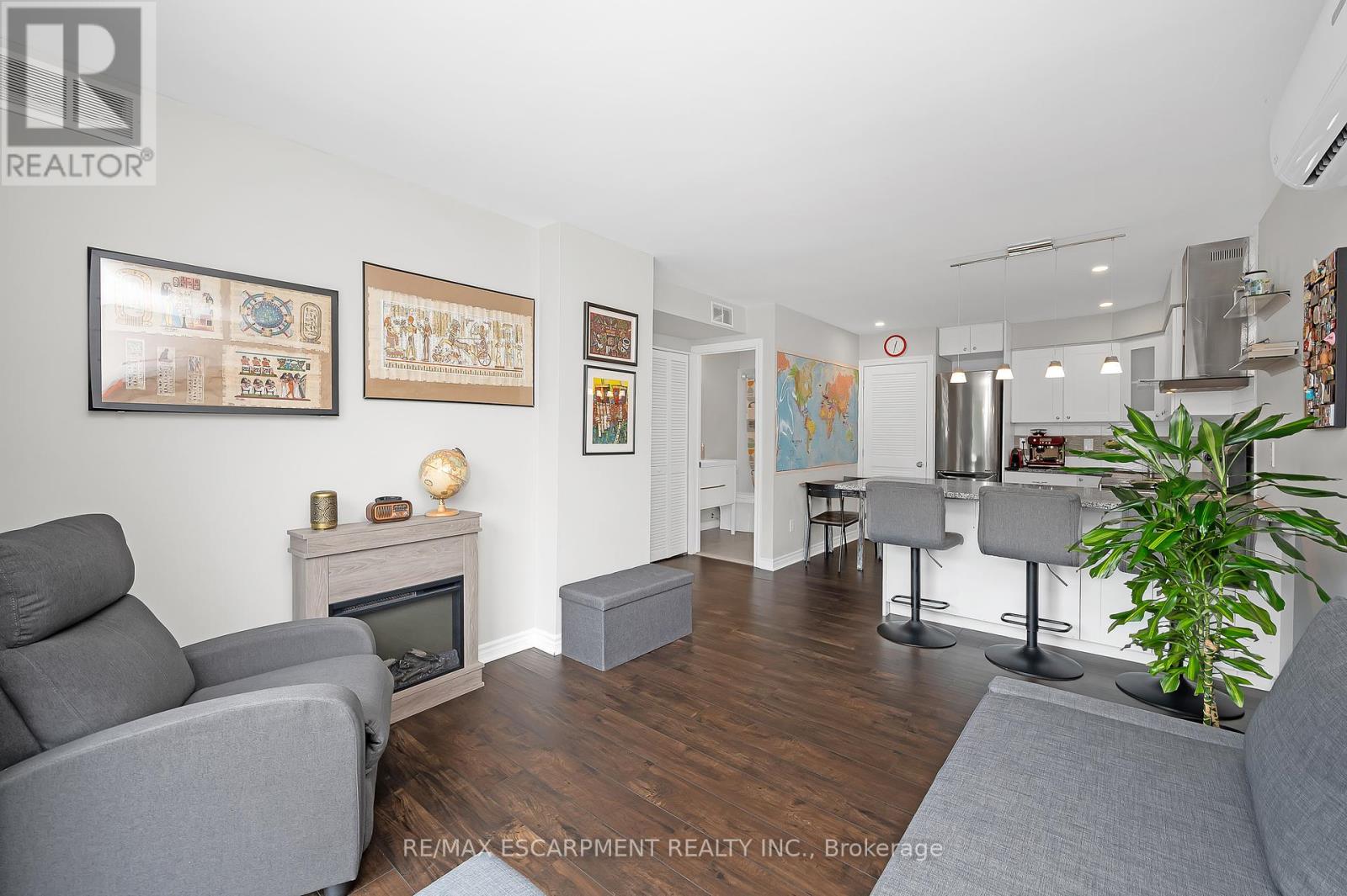 102 - 28 Victoria Avenue, Hamilton (Landsdale), Ontario  L8L 5E1 - Photo 8 - X12216514