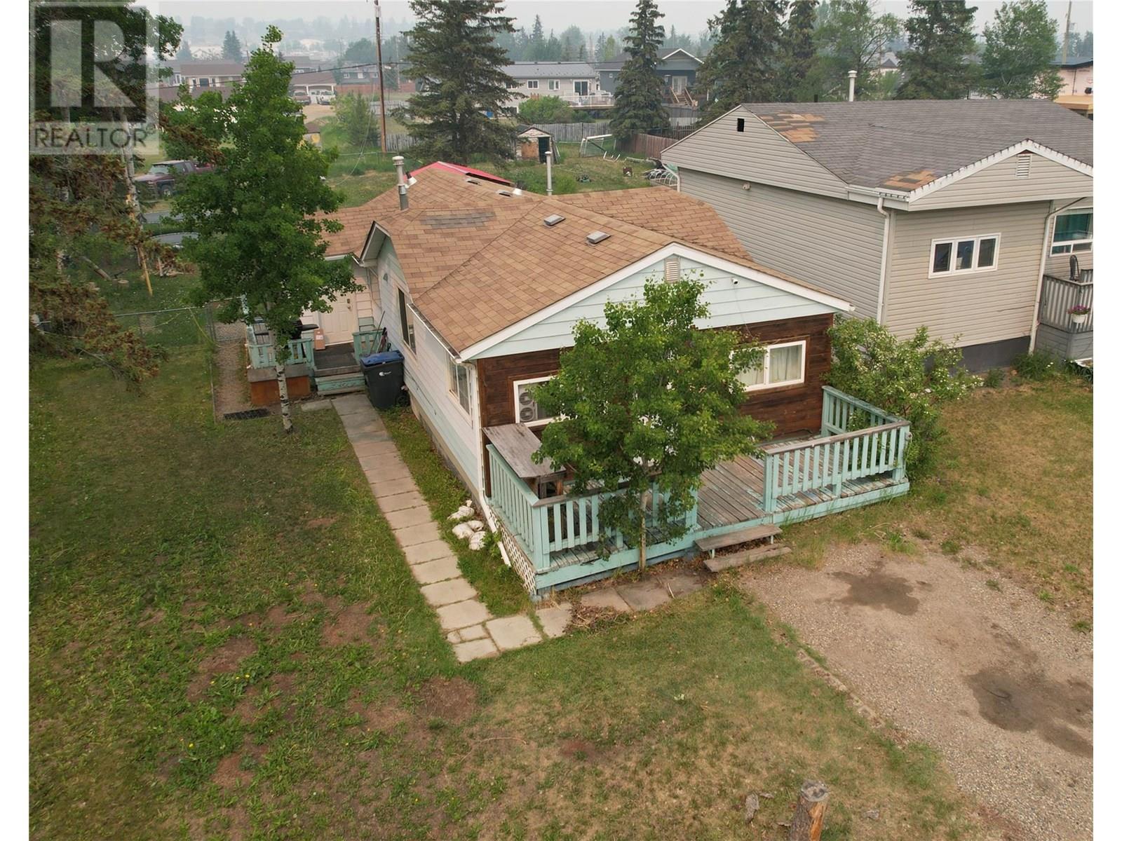 1616 102 Avenue, Dawson Creek, British Columbia