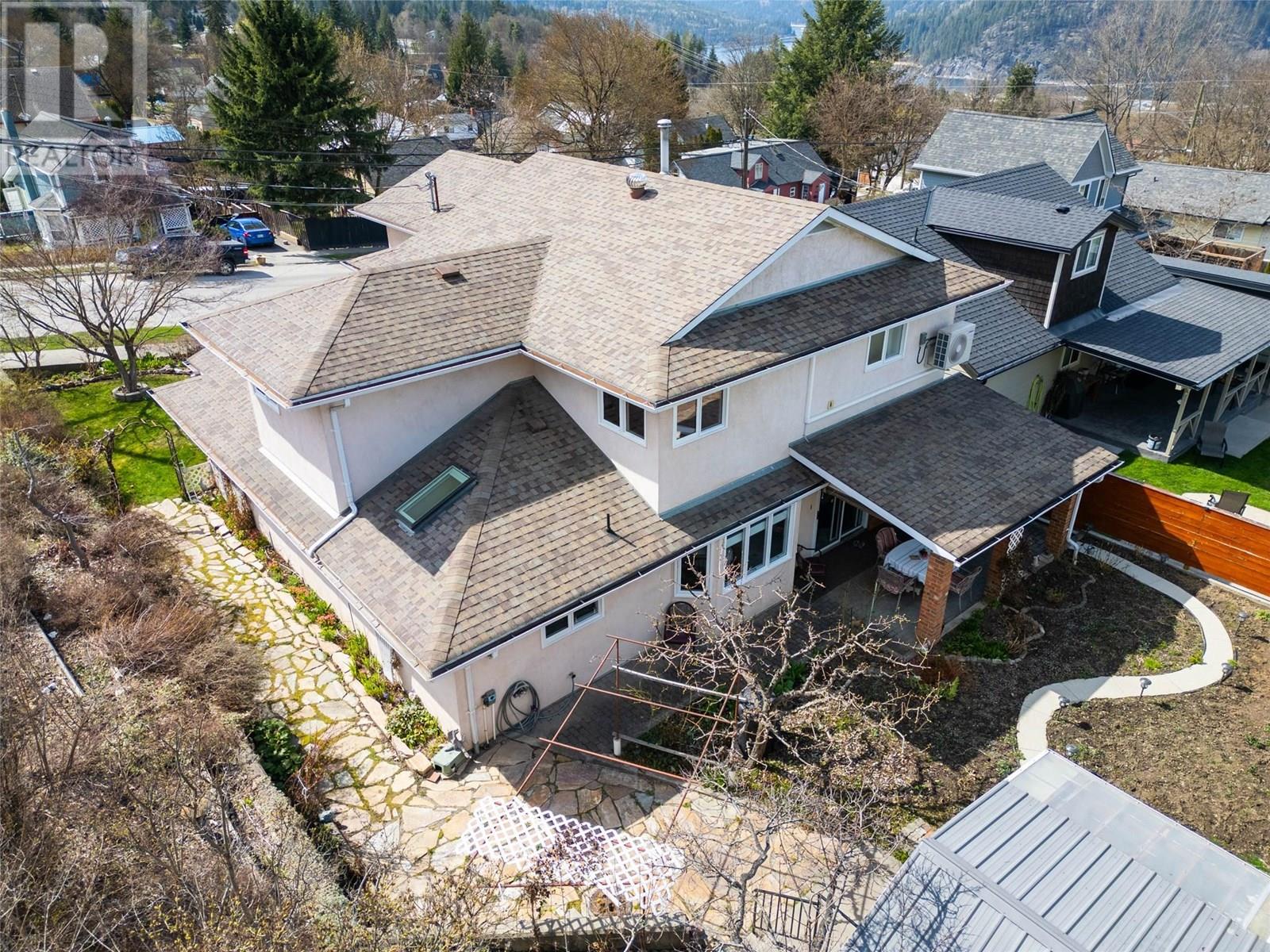 1523 Stanley Street, Nelson, British Columbia  V1L 1R4 - Photo 31 - 10351979