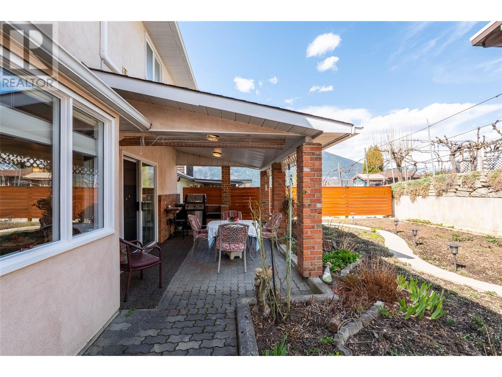 1523 Stanley Street, Nelson, British Columbia  V1L 1R4 - Photo 51 - 10351979
