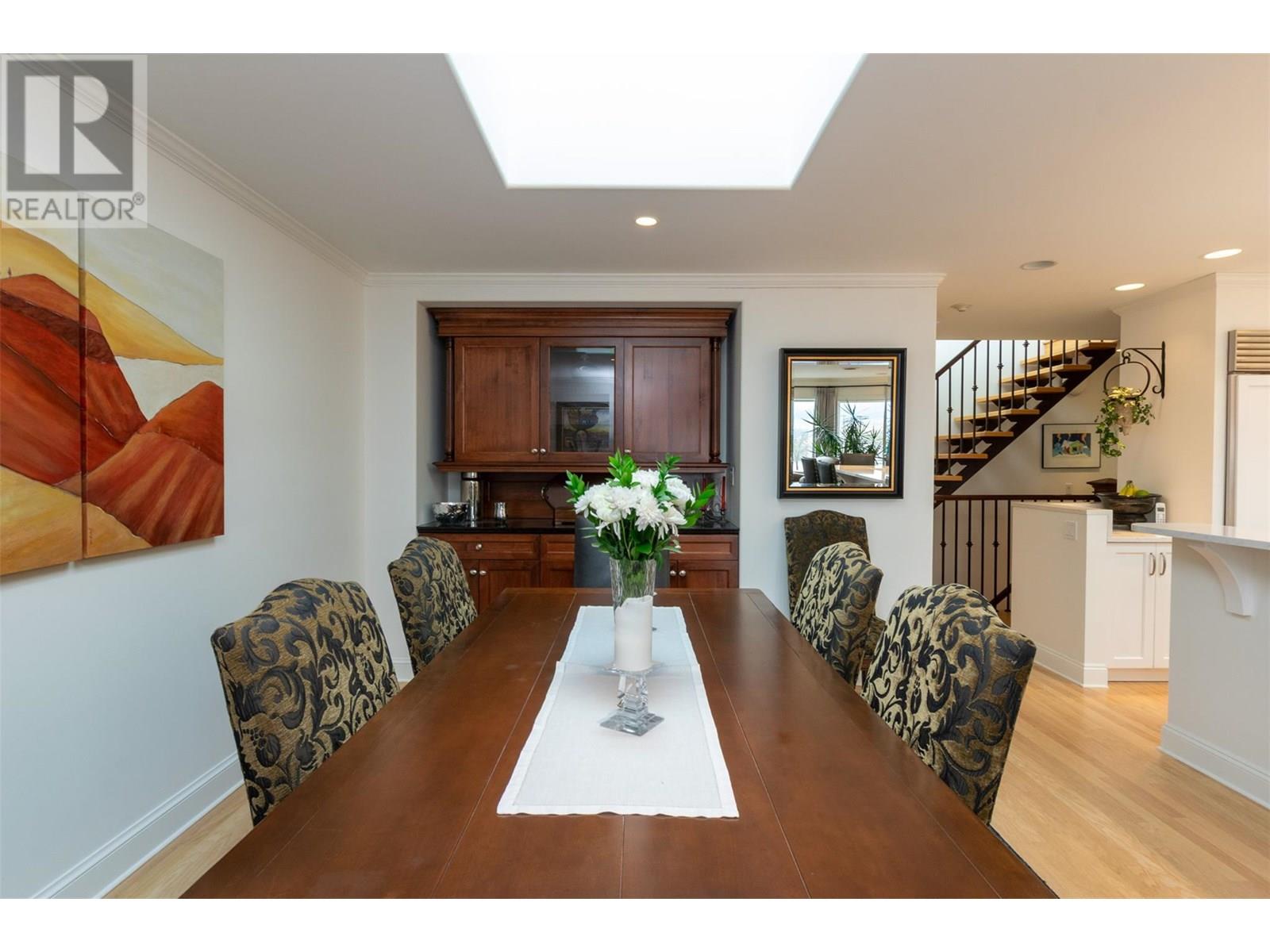 90 Lakeshore Drive Ne, Salmon Arm, British Columbia  V1E 4N3 - Photo 26 - 10351971