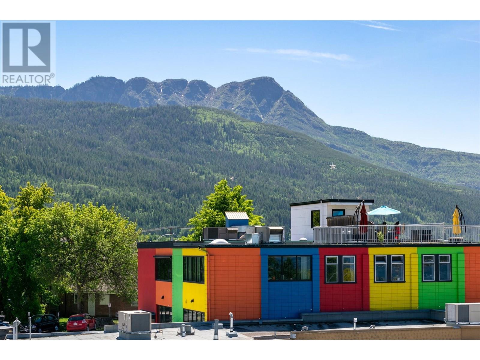 90 Lakeshore Drive Ne, Salmon Arm, British Columbia  V1E 4N3 - Photo 61 - 10351971
