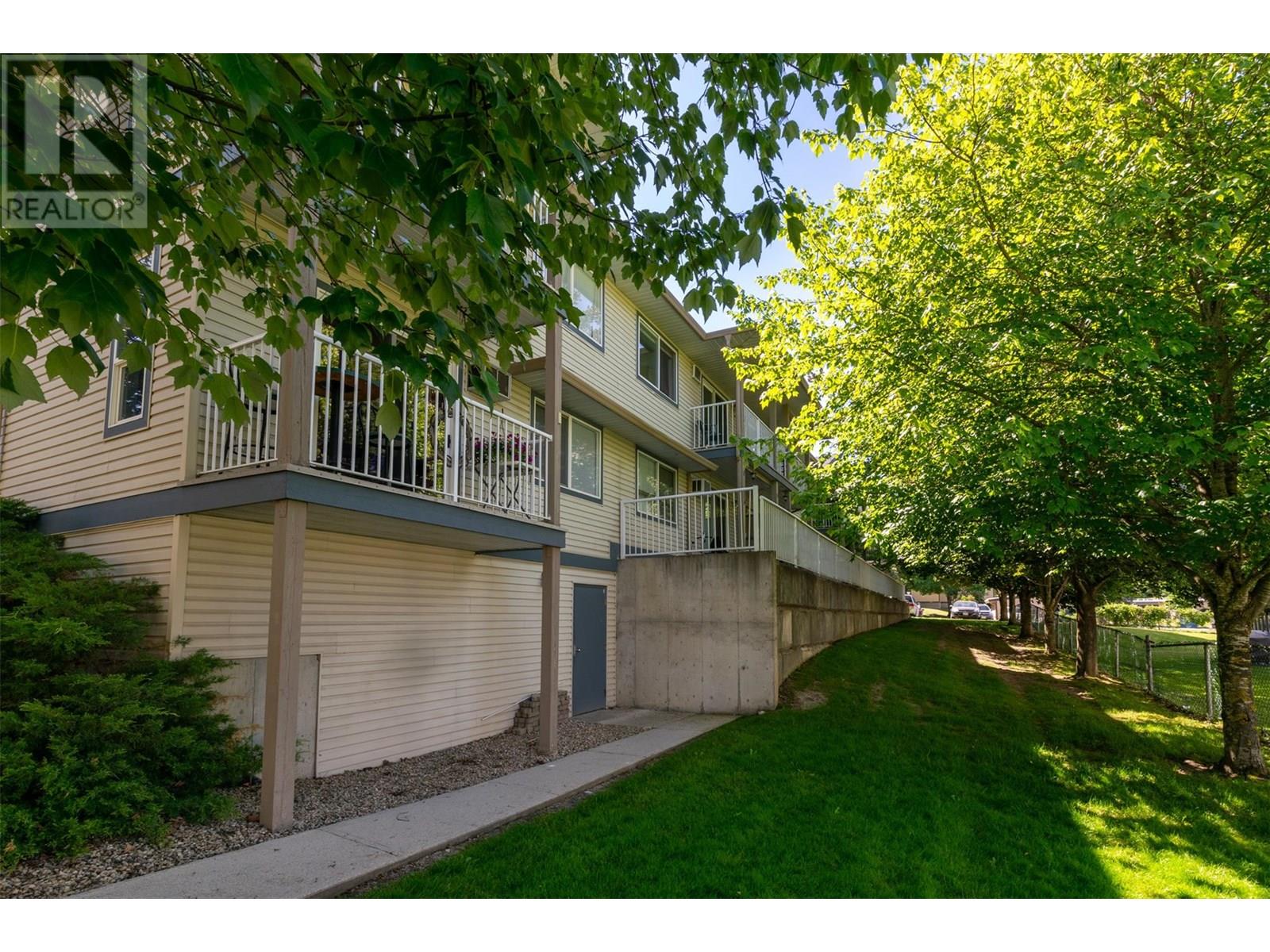 831 2 Street Se Unit# 211, Salmon Arm, British Columbia  V1E 1S6 - Photo 24 - 10351966
