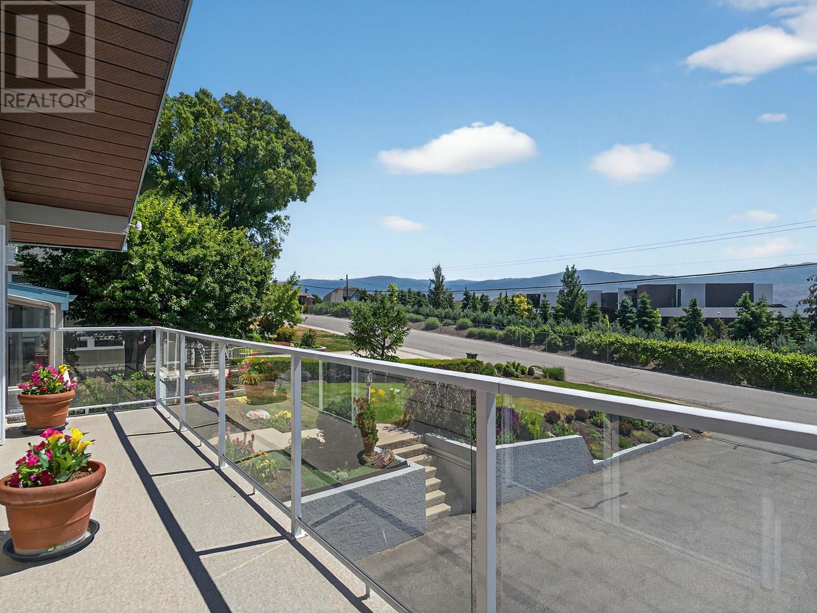 832 Montigny Road, West Kelowna, British Columbia  V1Z 1S2 - Photo 3 - 10351436