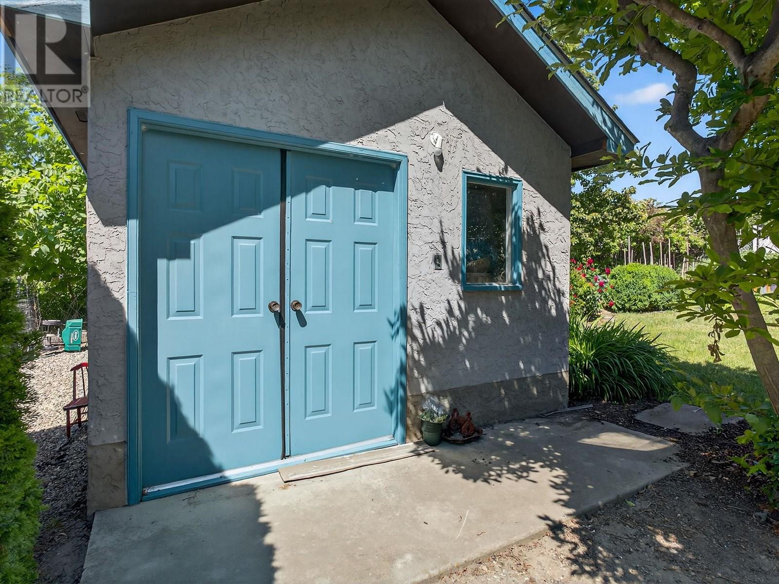 832 Montigny Road, West Kelowna, British Columbia  V1Z 1S2 - Photo 48 - 10351436