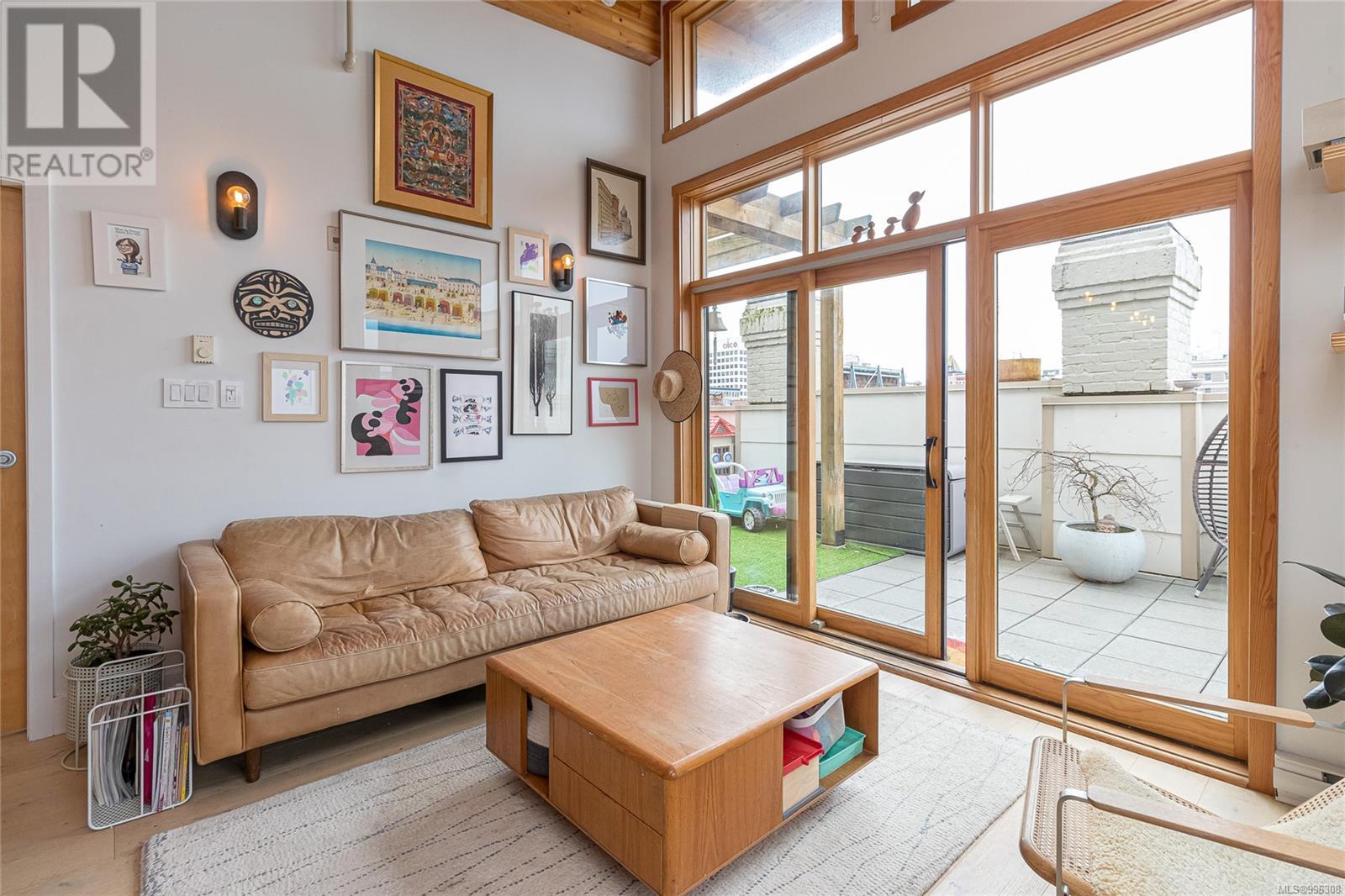 401 610 Johnson St, Victoria, British Columbia  V8W 1M4 - Photo 8 - 996308