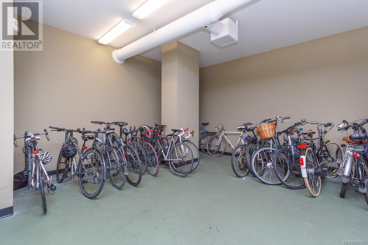 401 610 Johnson St, Victoria, British Columbia  V8W 1M4 - Photo 47 - 996308