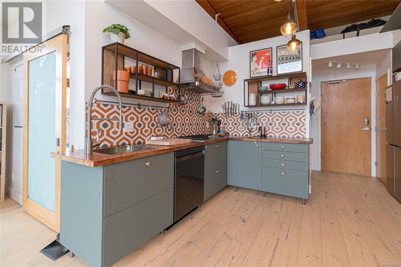 401 610 Johnson St, Victoria, British Columbia  V8W 1M4 - Photo 13 - 996308