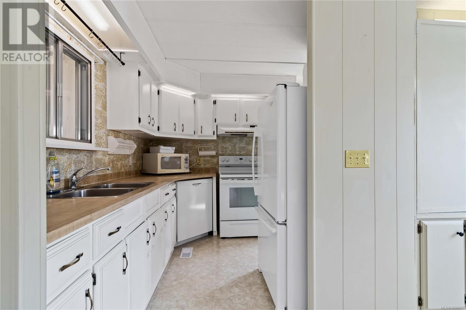 15 2807 Sooke Lake Rd, Langford, British Columbia  V9B 4P9 - Photo 11 - 1000535