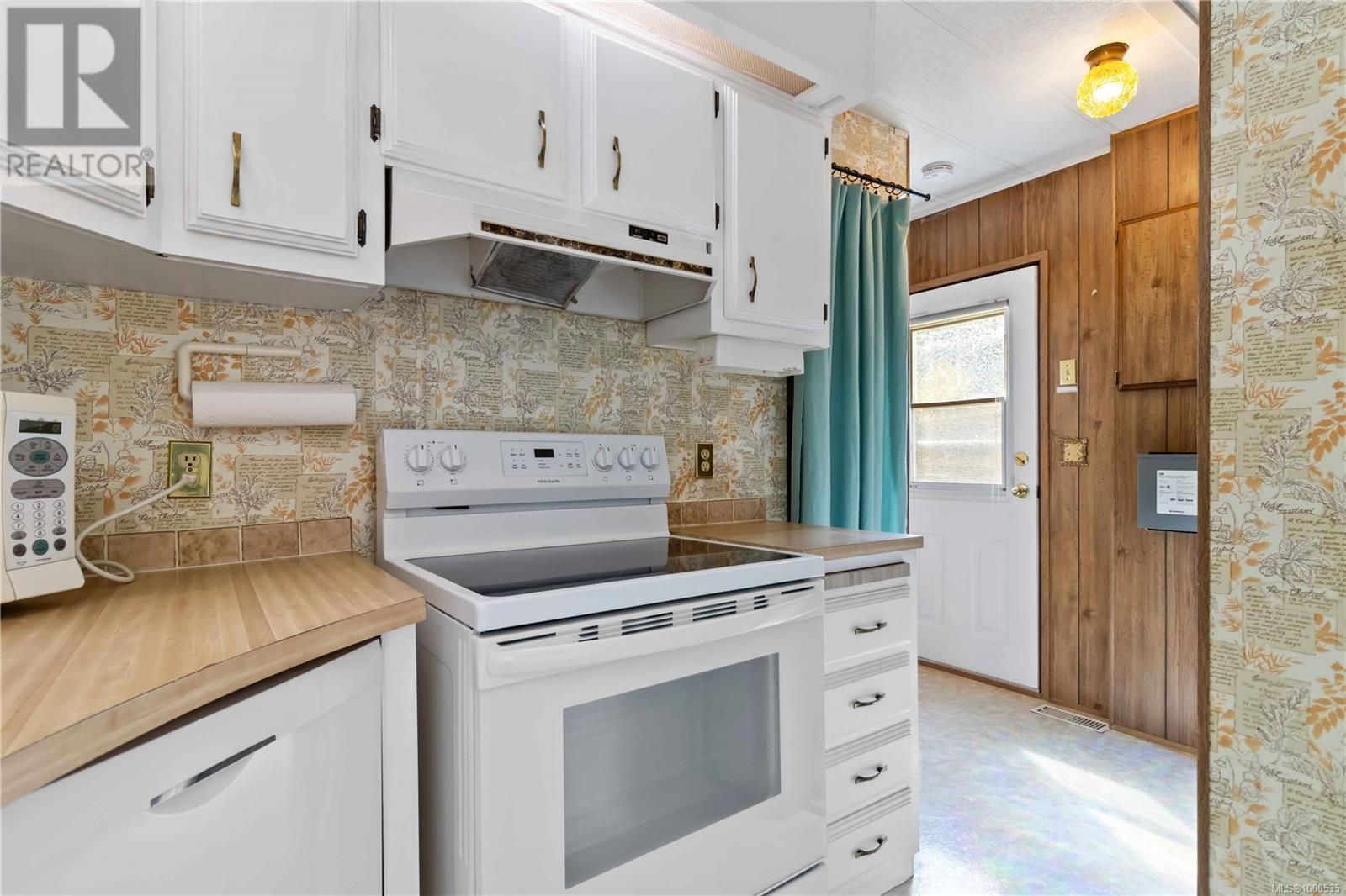 15 2807 Sooke Lake Rd, Langford, British Columbia  V9B 4P9 - Photo 12 - 1000535