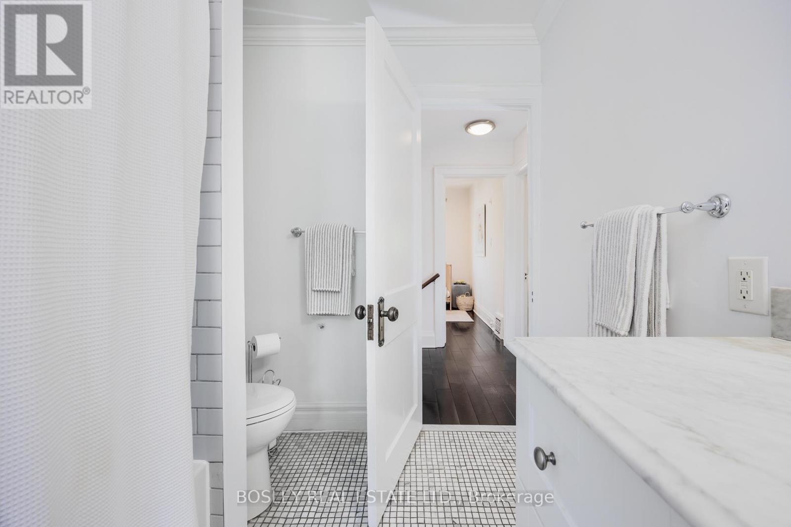 367 Belsize Drive, Toronto (Mount Pleasant East), Ontario  M4S 1M7 - Photo 18 - C12216571