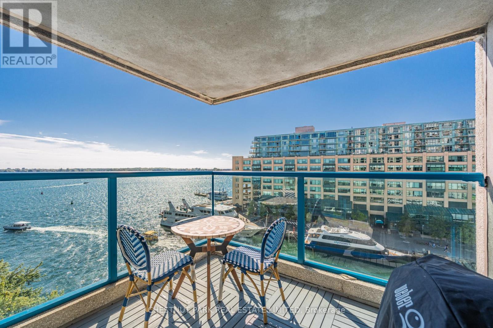 1008 - 99 Harbour Square, Toronto (Waterfront Communities), Ontario  M5J 2H2 - Photo 27 - C12216603