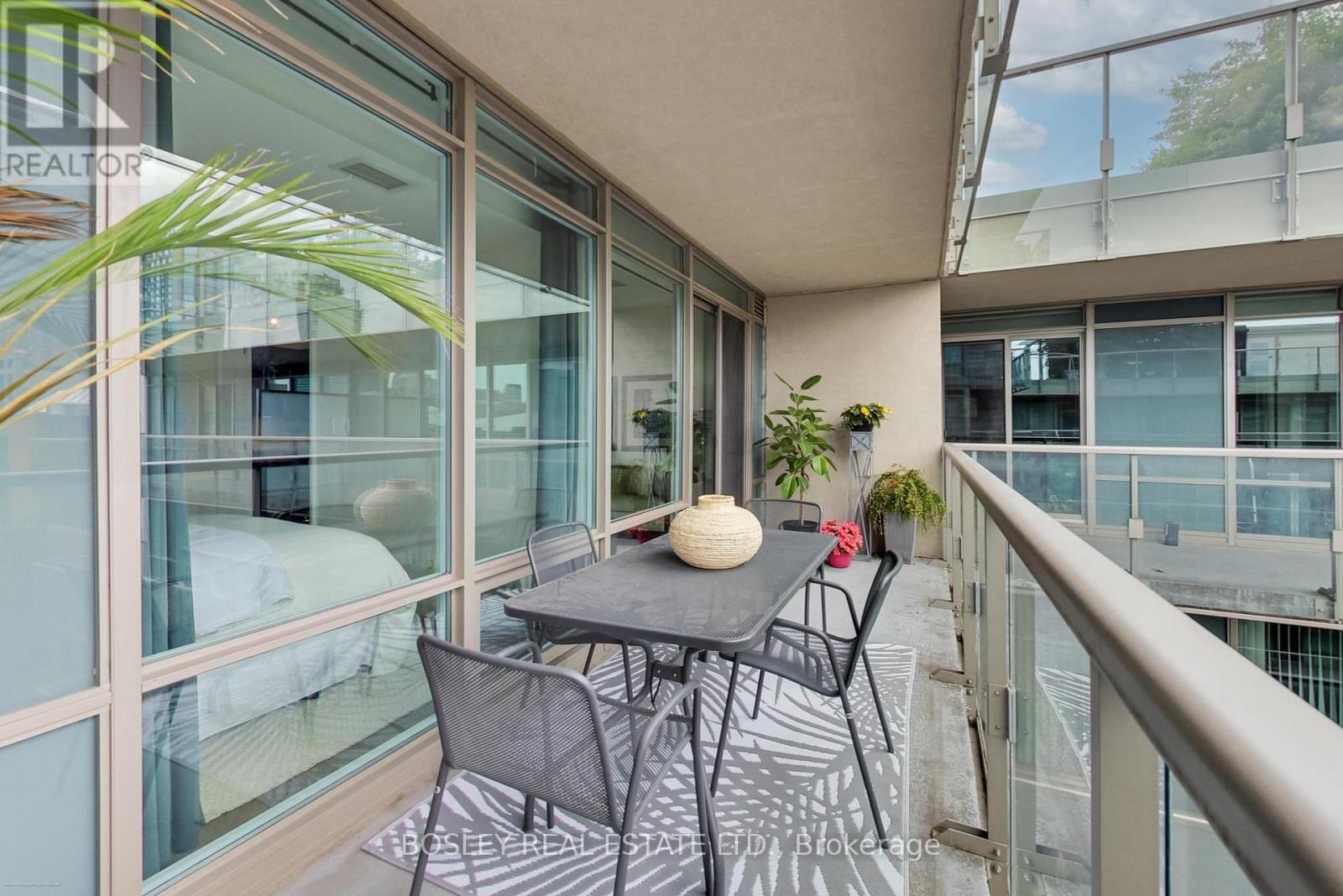 817 - 1 Bedford Road, Toronto (Annex), Ontario  M5R 2B5 - Photo 18 - C12216625