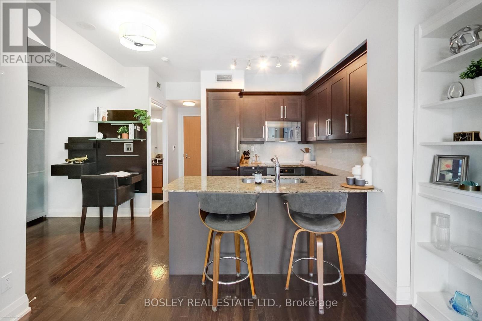 817 - 1 Bedford Road, Toronto (Annex), Ontario  M5R 2B5 - Photo 6 - C12216625