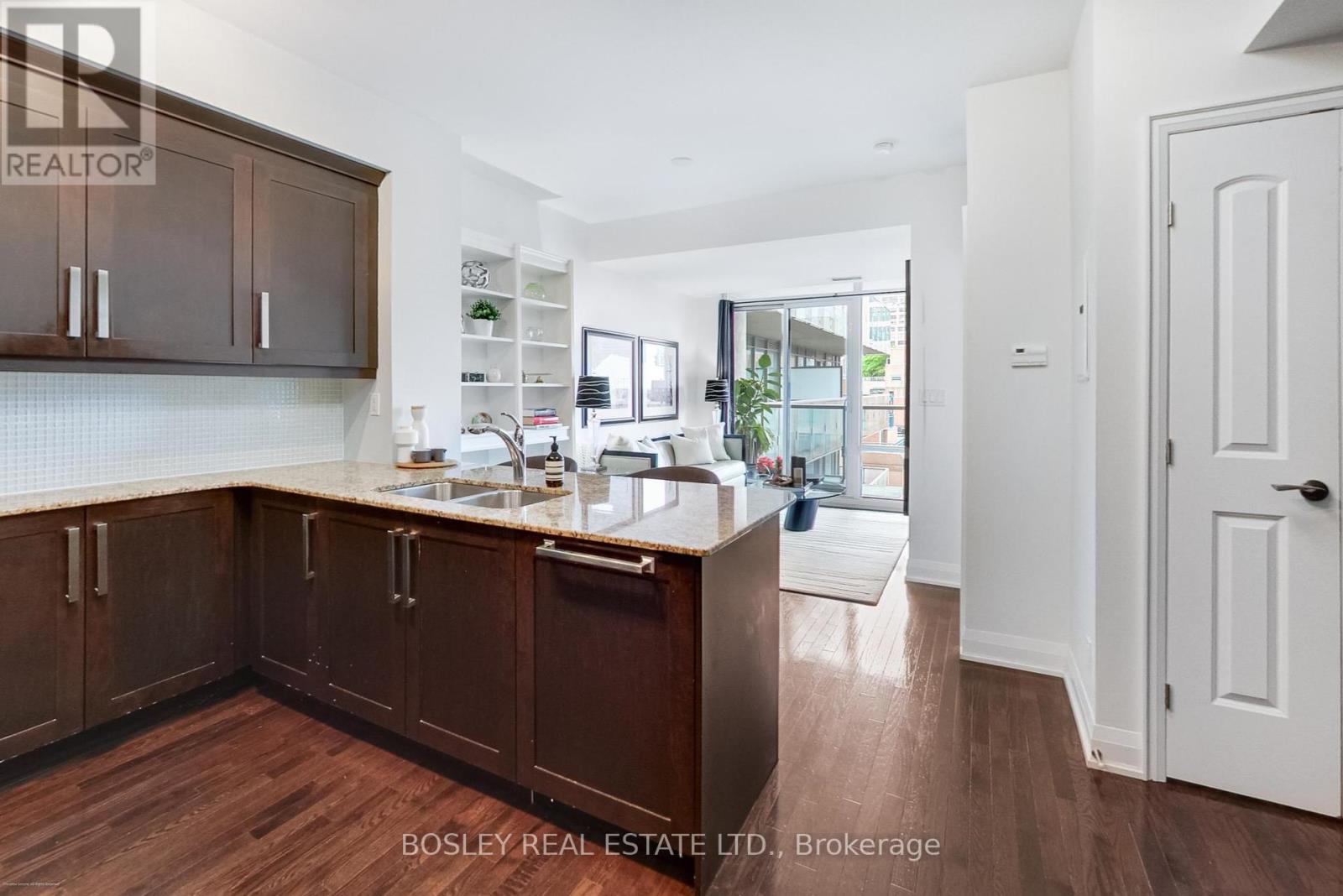 817 - 1 Bedford Road, Toronto (Annex), Ontario  M5R 2B5 - Photo 8 - C12216625