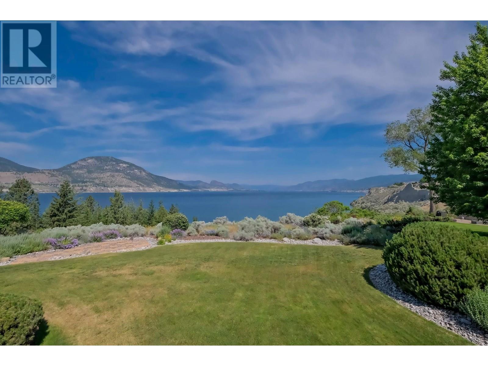 156 Vancouver Place, Penticton, British Columbia  V2A 1A7 - Photo 2 - 10351236