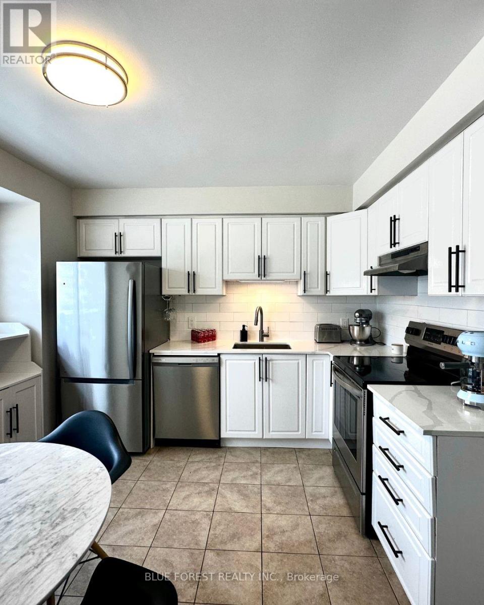Photo 5 of 18 for 19 - 355 Sandringham Crescent