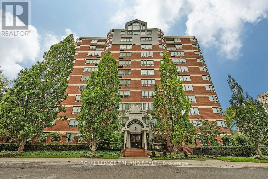 403 - 7 Picton Street, London East (East F), Ontario  N6B 3N7 - Photo 2 - X12216777
